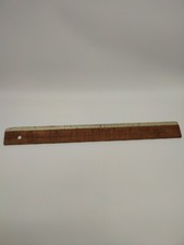 56692 Metro vintage in legno