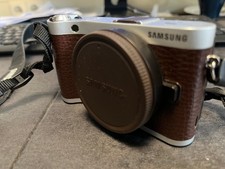 Samsung NX300M - fotocamera