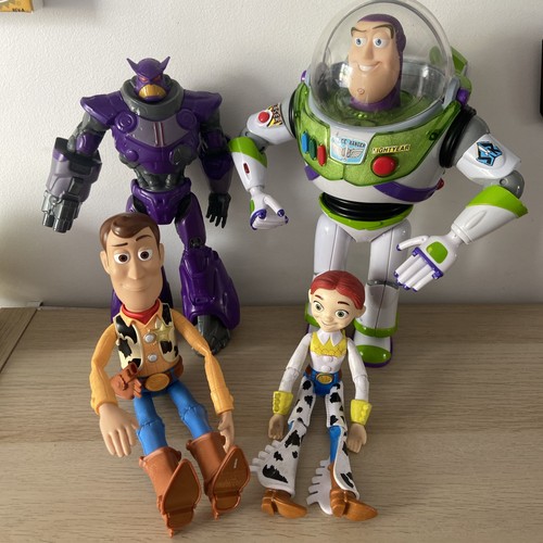 Pacchetto personaggi toy - pacchetto,