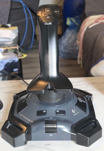 Logitech attack gaming - 3,