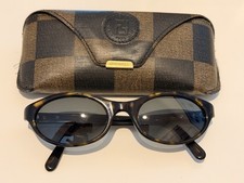 Occhiali da sole donna Fendi