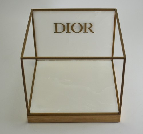 S8131 espositore dior - ,