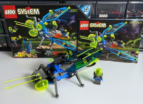 Lego space insectoids - lego,