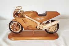 Modellino Moto HONDA RC30 SBK  SCALA 1:9 LegnI Ciliegio/Acero/Noce fatta a mano