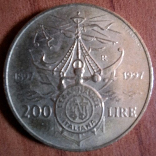 Moneta 200 lire - moneta, italiane