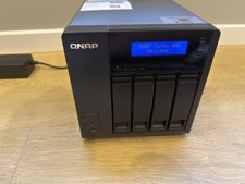 QNAP TS-421 - Sistema NAS a 4