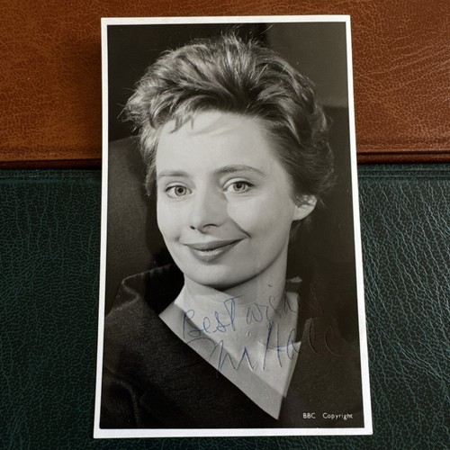 Elvi hale vintage signed - hale,