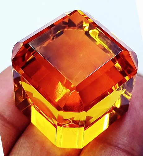 Giallo topazio cubo 165 kt - giallo,