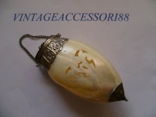 VECCHIO CIONDOLO PORTA ESSENZE PIETRE MINERALI IN MADREPERLA E METALLO 10 X 5 CM