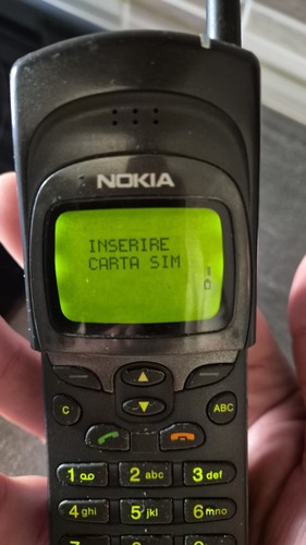 Nokia 8110 con - nokia, caricatore