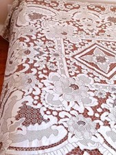 COPRILETTO MATRIMONIALE,280x250.LINO, PIZZO BURANO E RICAMI.TUTTO FATTO A MANO, 
