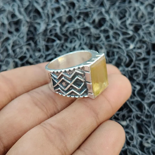 Anello uomo pietra - , preziosa