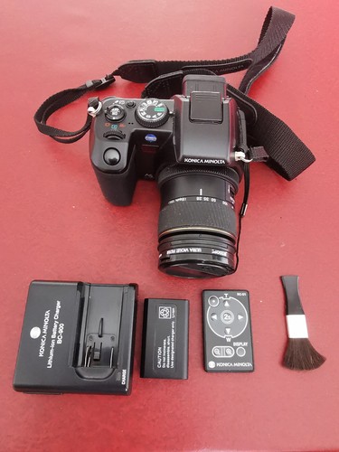 Konica minolta dimage a200 - konica,