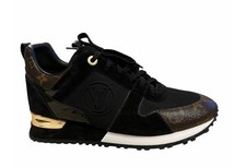 Louis Vuitton Run Away
