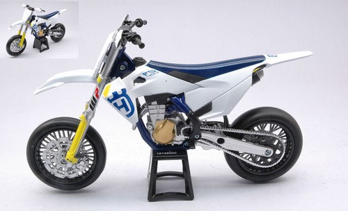 Modellino moto husqvarna - moto, 1:12
