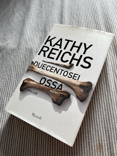 Duecentosei ossa kathy - duecentosei,