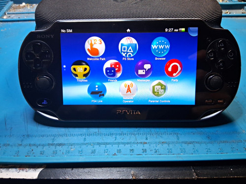 Sony playstation vita pch 1001 - vita, pch-1001