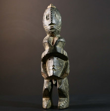 Statua tribale africana in
