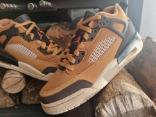 NIKE AIR JORDAN SPIKIZE LOW