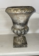 Vecchio Vaso Francese In Ghisa