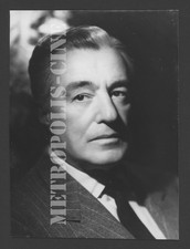 Ritratto di VITTORIO DE SICA timbro dello studio ELDA LUXARDO e FRANCO ALESSI