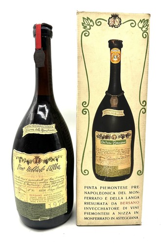 Vintage vino rosso nebbiolo - vintage,