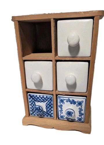 Cassettiera rinascimentale - , in