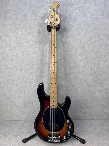 Music man stingray basso - man,