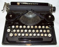 Antica macchina da scrivere