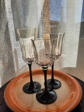 Bicchieri Calice ( vino 7 pz, acqua 6 pz, flute  12 pz) Luminarc Stelo Nero