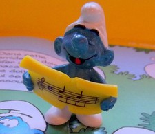 20038 Schtroumpf choriste