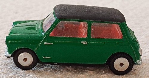 Corgi toys morris - mini, minor