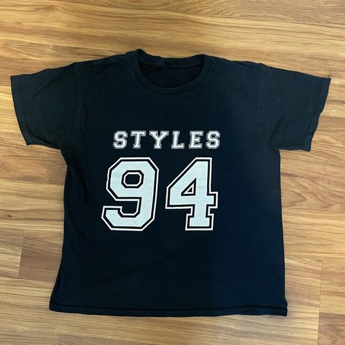 Harry styles black short - 94,