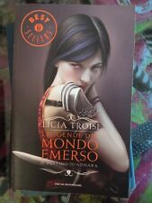 Il destino di Adhara, Le