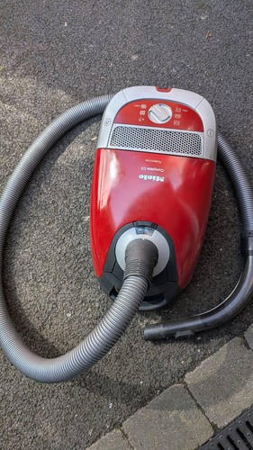 Aspirapolvere miele - aspirapolvere,