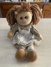 Splendida bambola di stoffa