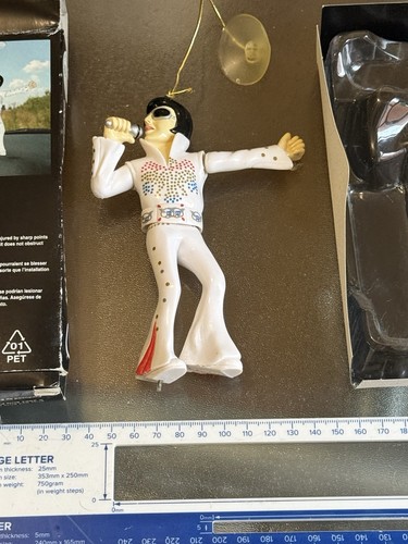 Figurina originale 2001