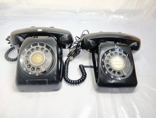 Telefono nero antico retrò