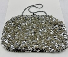 Pochette da sera pochette argento luminescente perline paillettes fatta a mano a Hong Kong