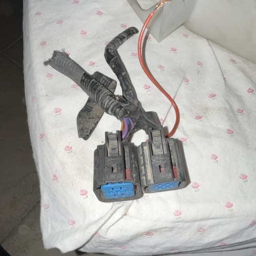 Coppia connettore fari - connettore,