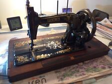 SAXSONIA Antica macchina da cucire a mano con piano porta aghi Fine '800