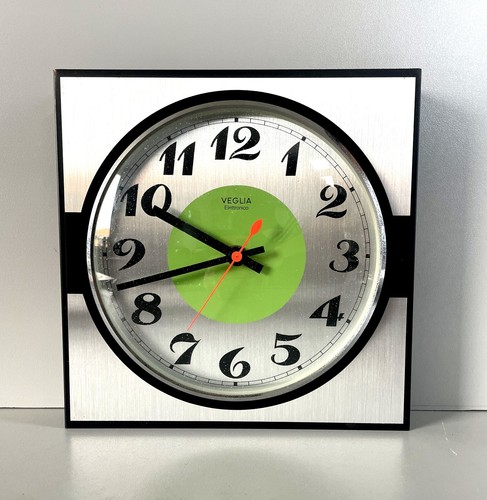 Rare vintage neon green metal - rare,