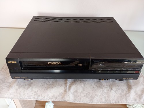 Videoregistratore vhs aiwa