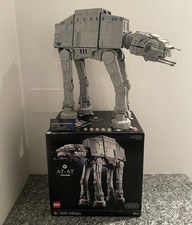 LEGO Star Wars 75313 - UCS AT-AT