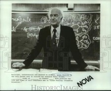 1977 Press Photo Scientist
