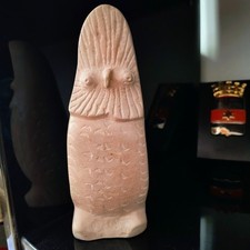 Gufo civetta scolpita a mano