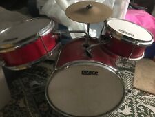 BATTERIA PEACE PER BAMBINI ROSSA CON SGABELLO USATA DA SISTEMARE