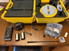 Geomax Zenith 16 UHF Rover