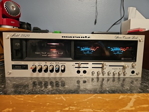Lettore cassette stereo