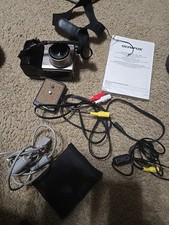 Olympus Digital Camera Camedia C-2020 Zoom 2.1MP Silver tested Working